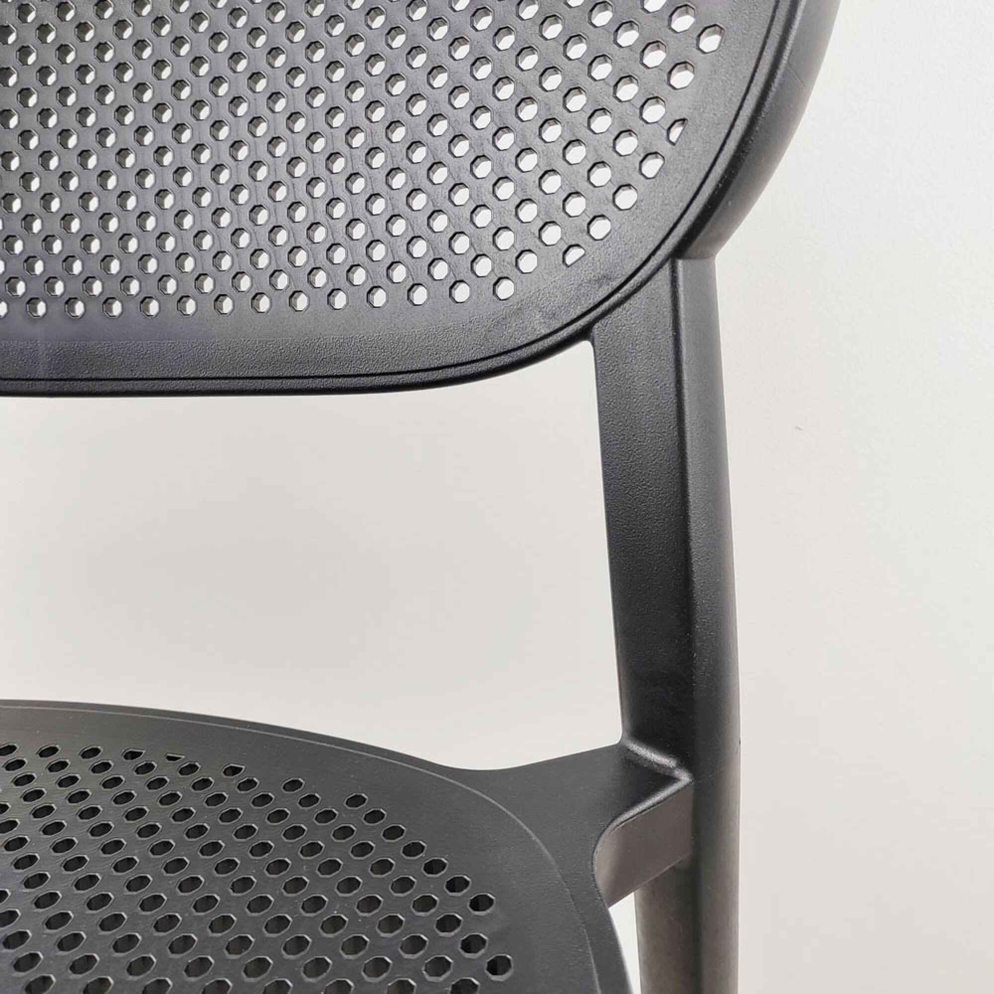 Lot de 4 tabourets Nuta hauteur snack (pour îlots de cuisine)