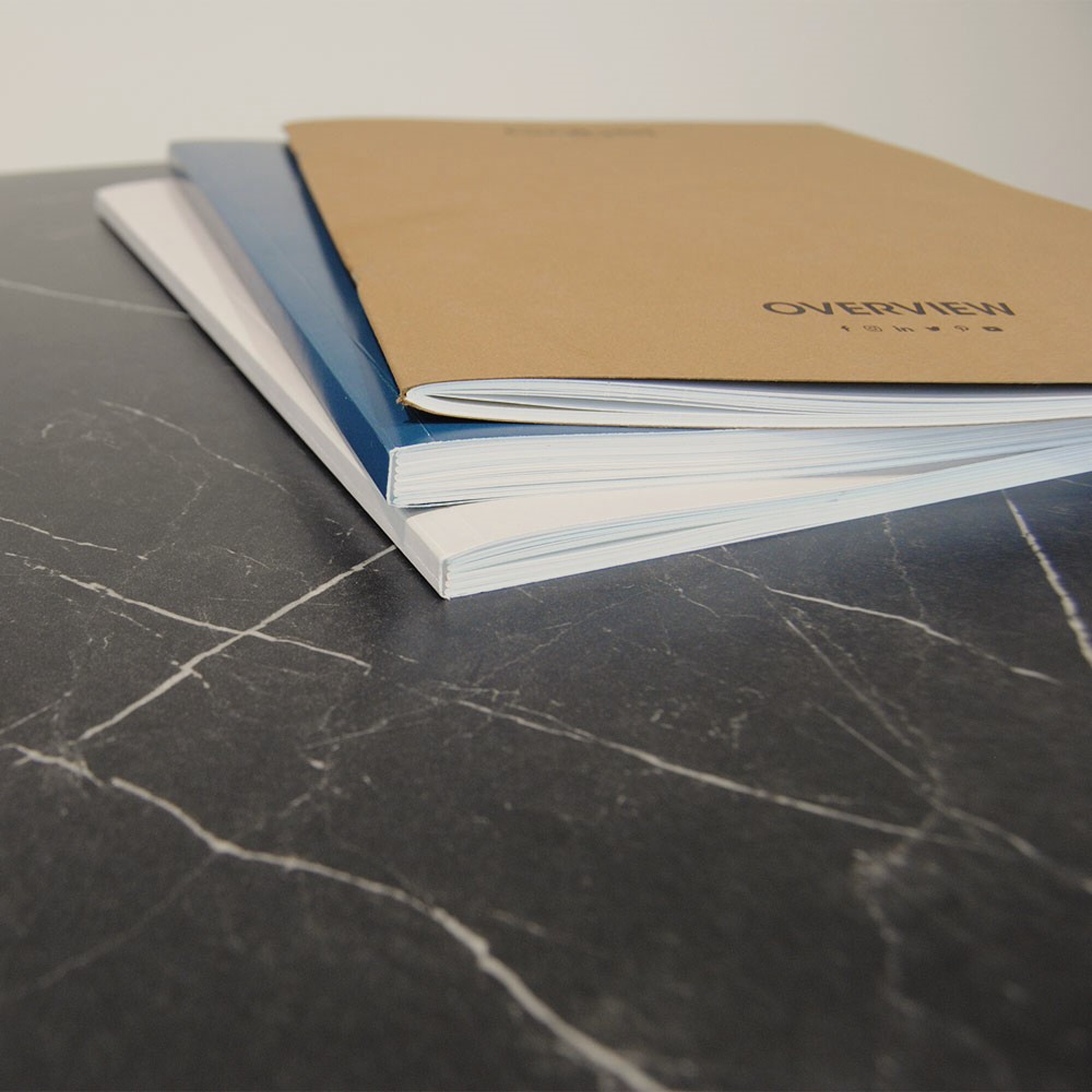 Plateau 90x90 decor marbre noir