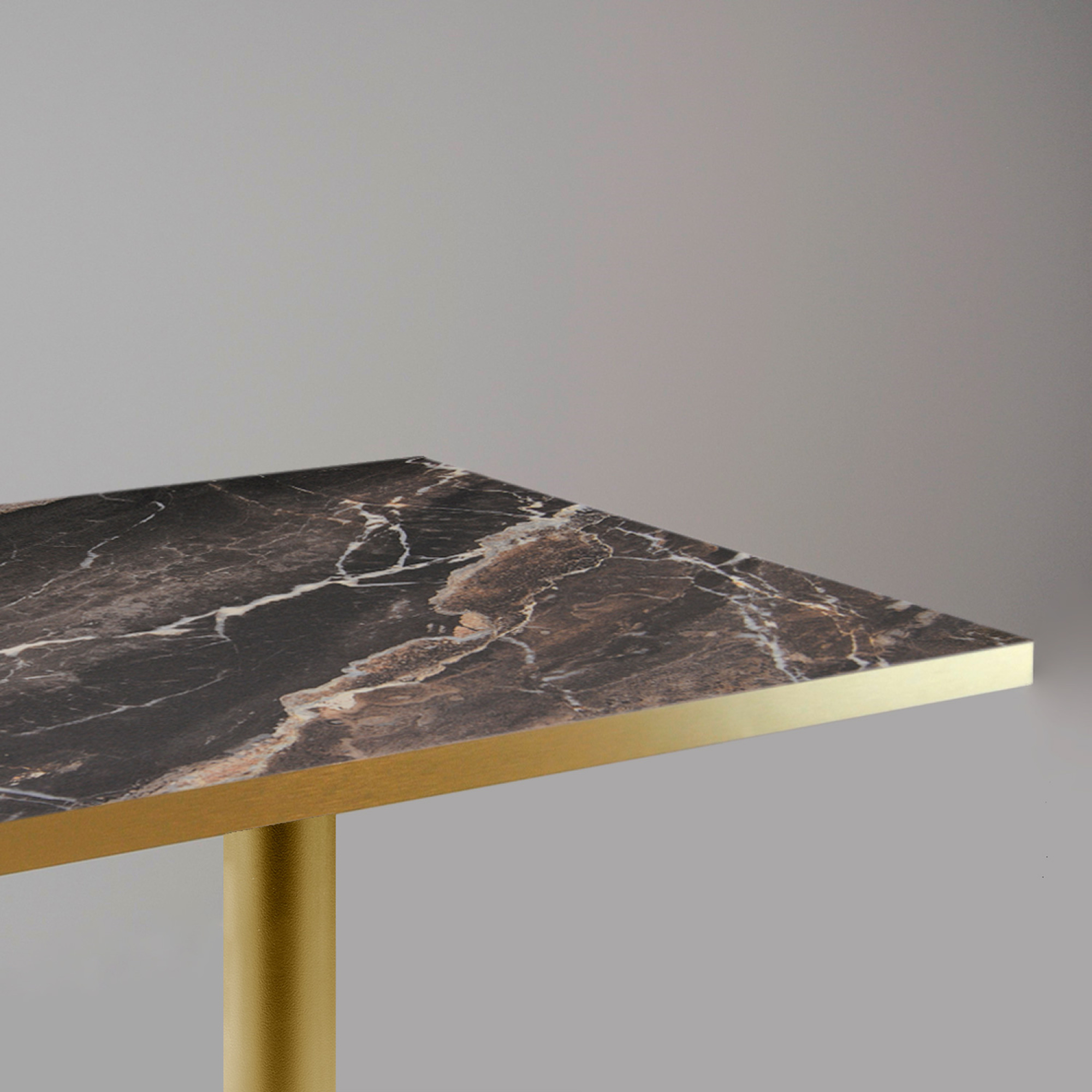 Table 70x70cm Rome bistrot marbre veiné