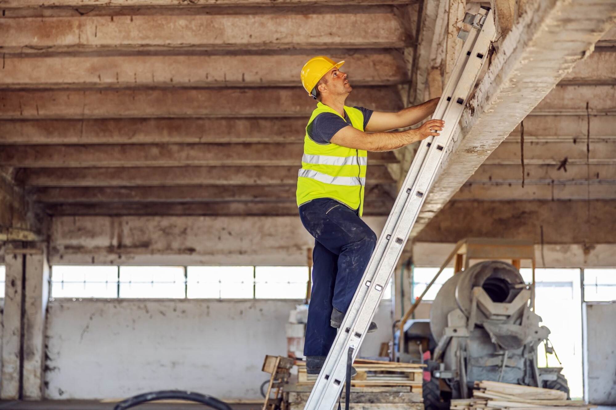 Location échelle électrique