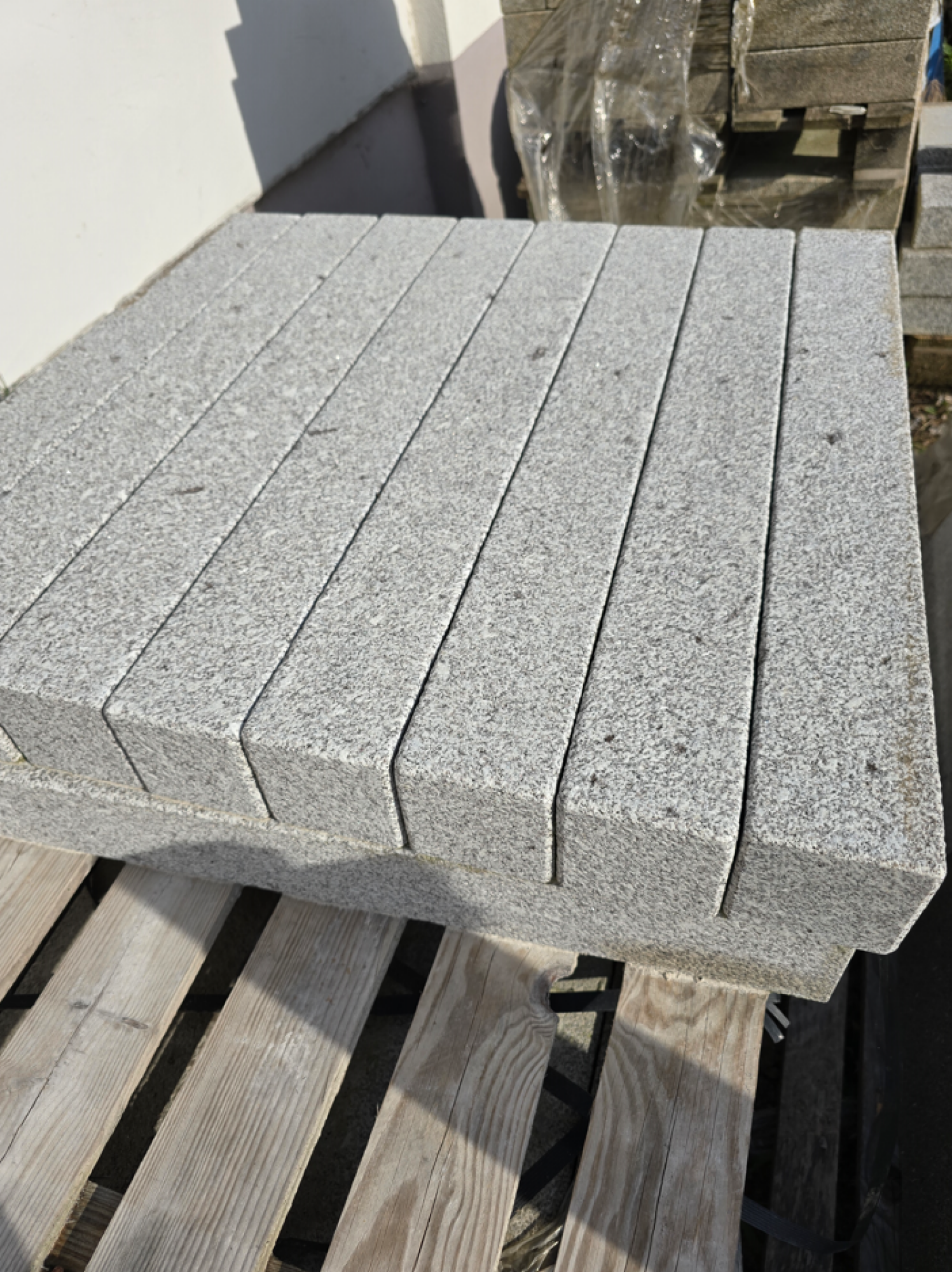 Palissades en granite gris - 10x10x80 cm