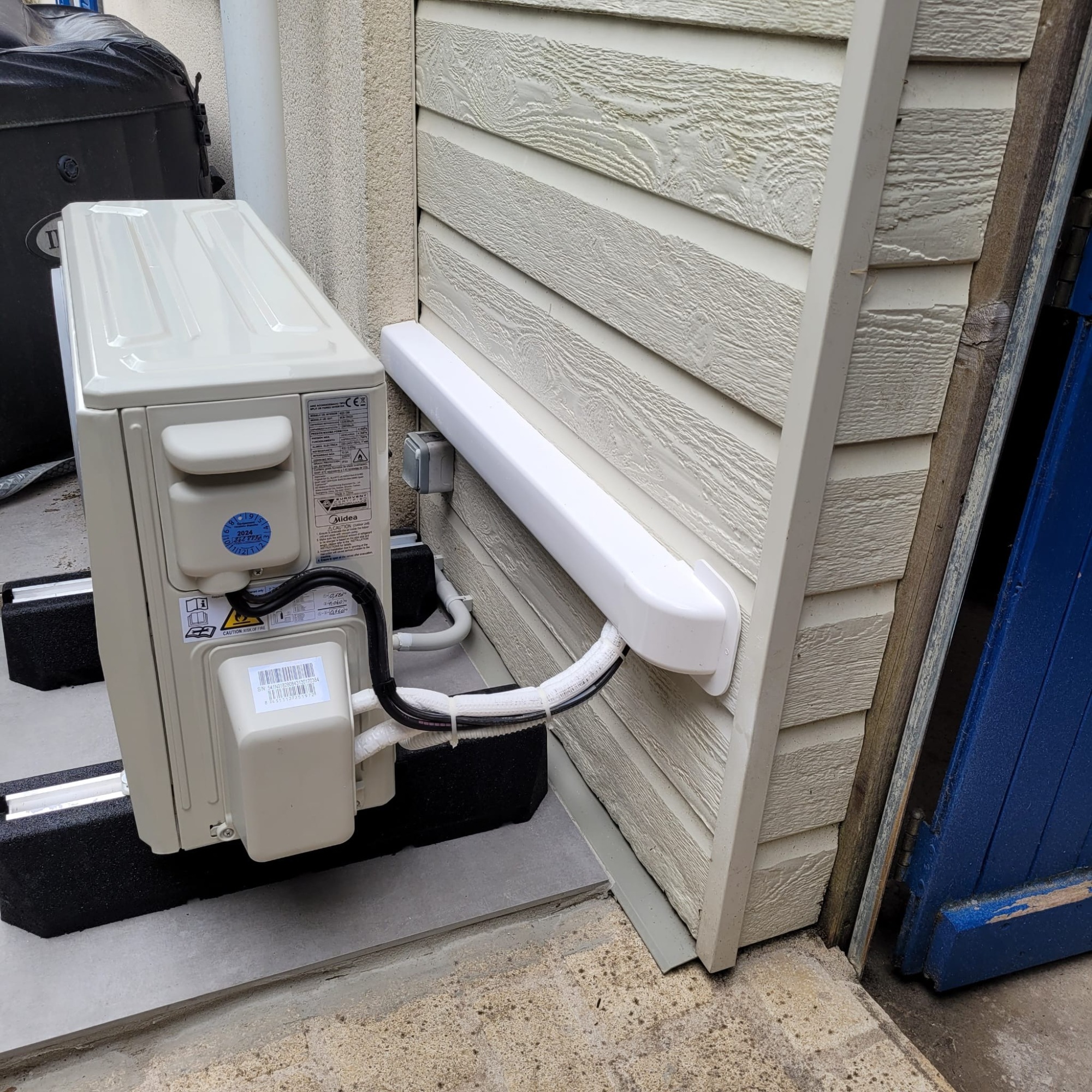 Fourniture & pose PAC air/air, climatisation maison avec contrat entretien à Voves