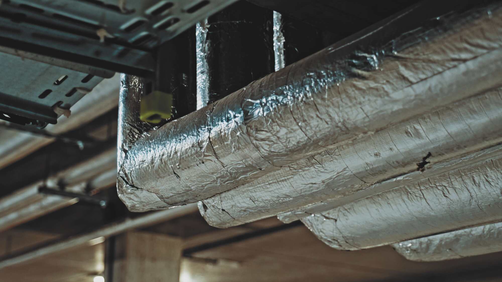 Isolation des tuyaux de chauffage