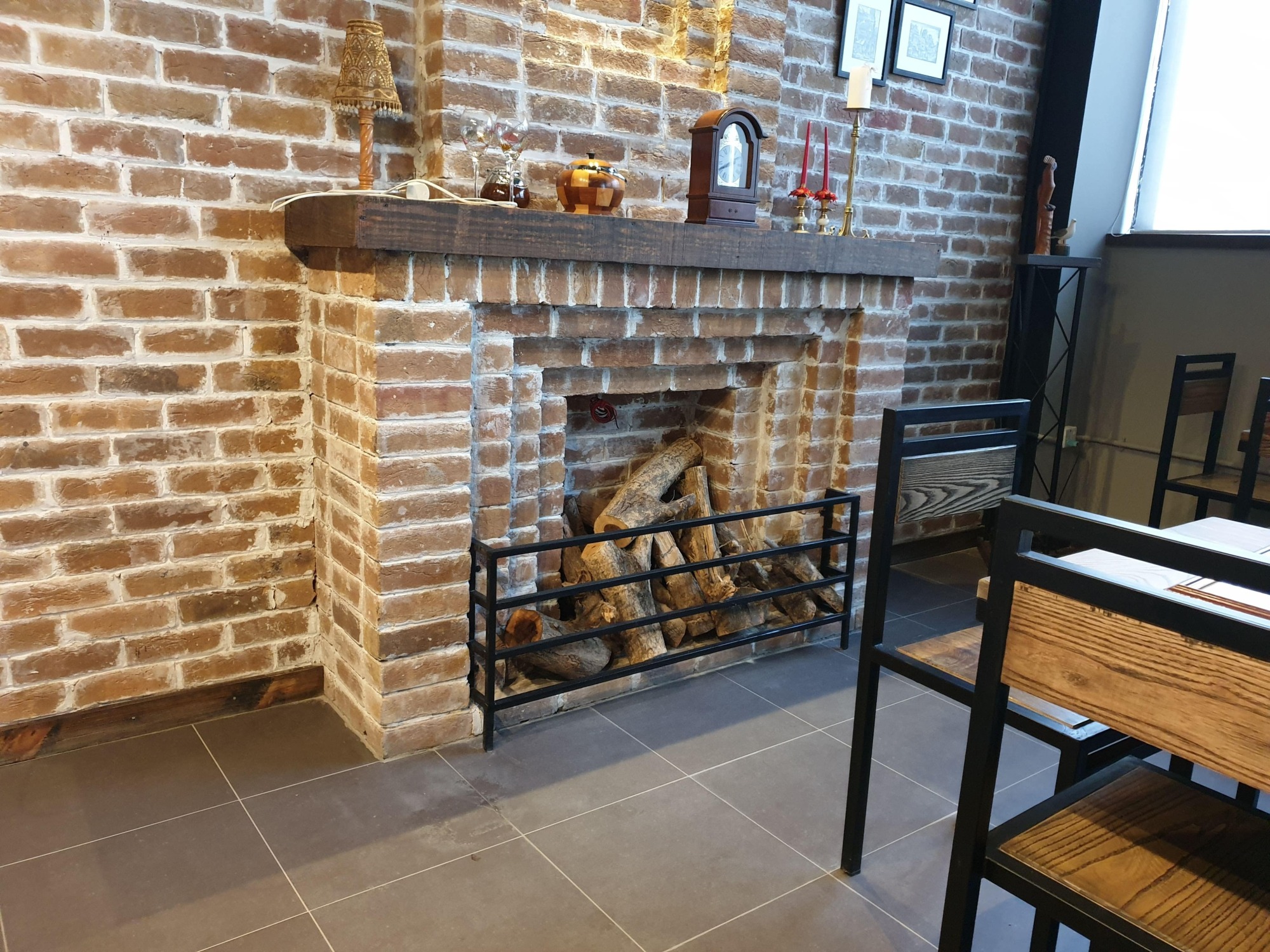 Grilles de protection poêle