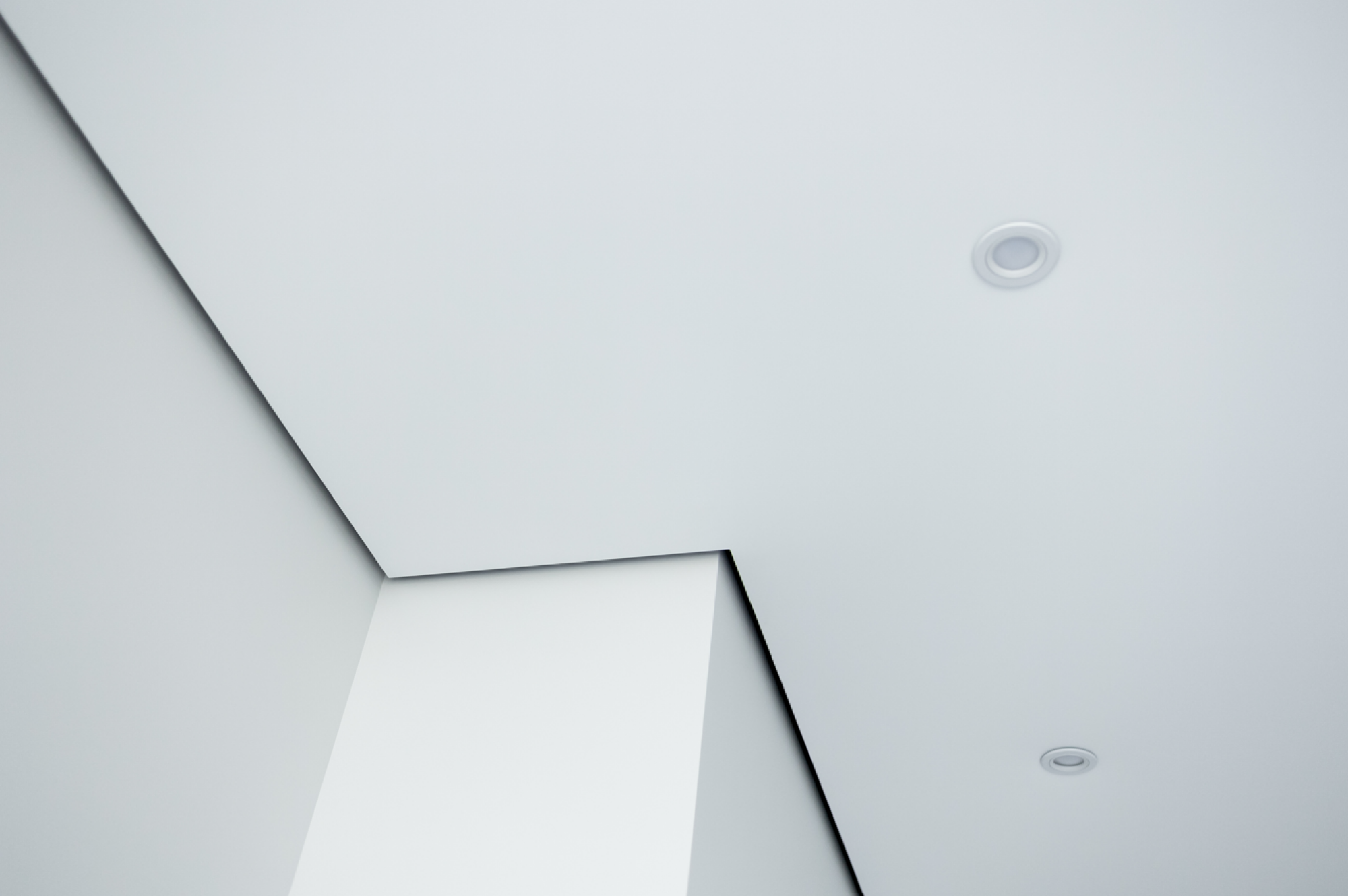 Revêtement mural pour plafonds