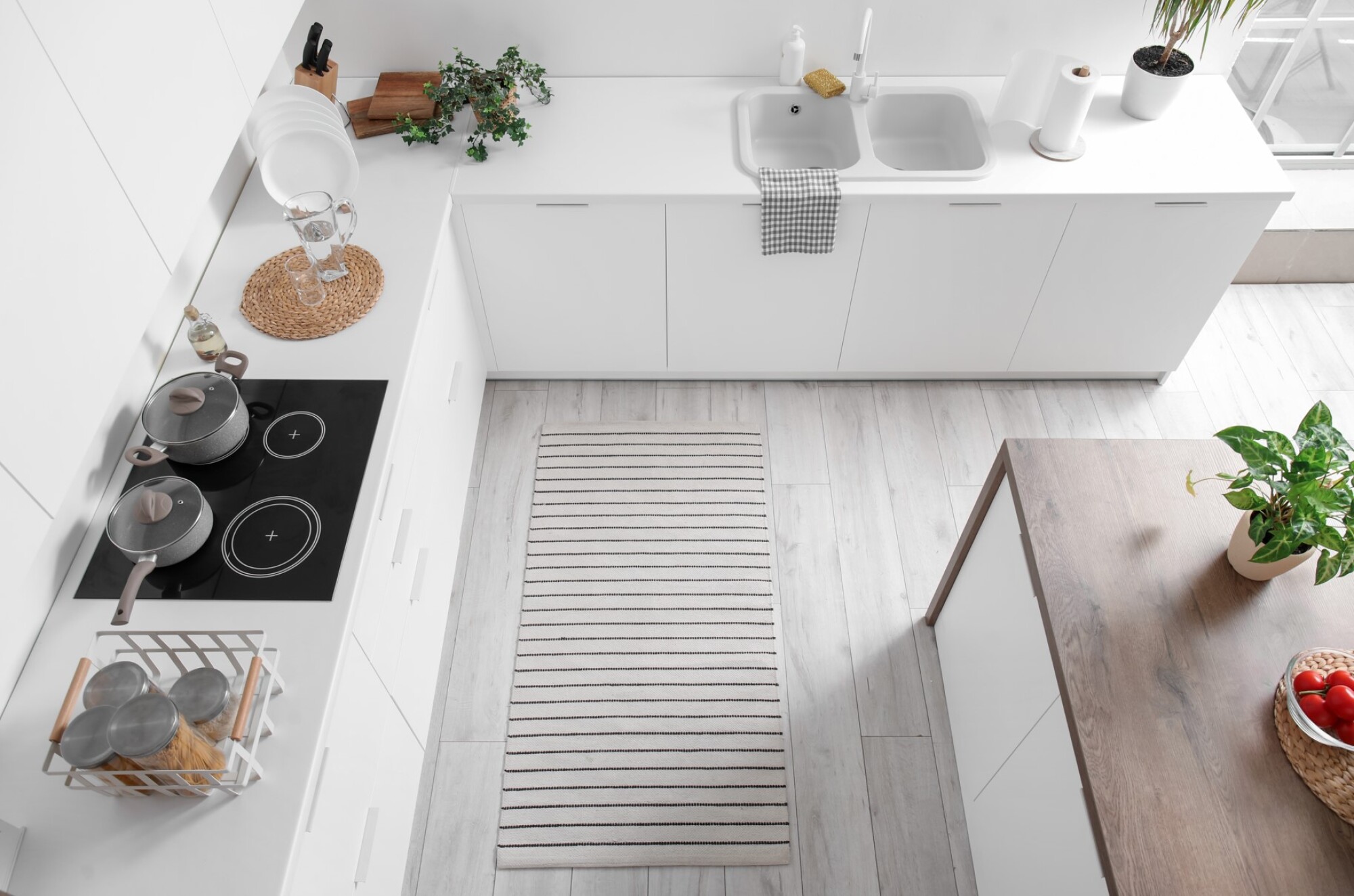 Pose de tapis de cuisine