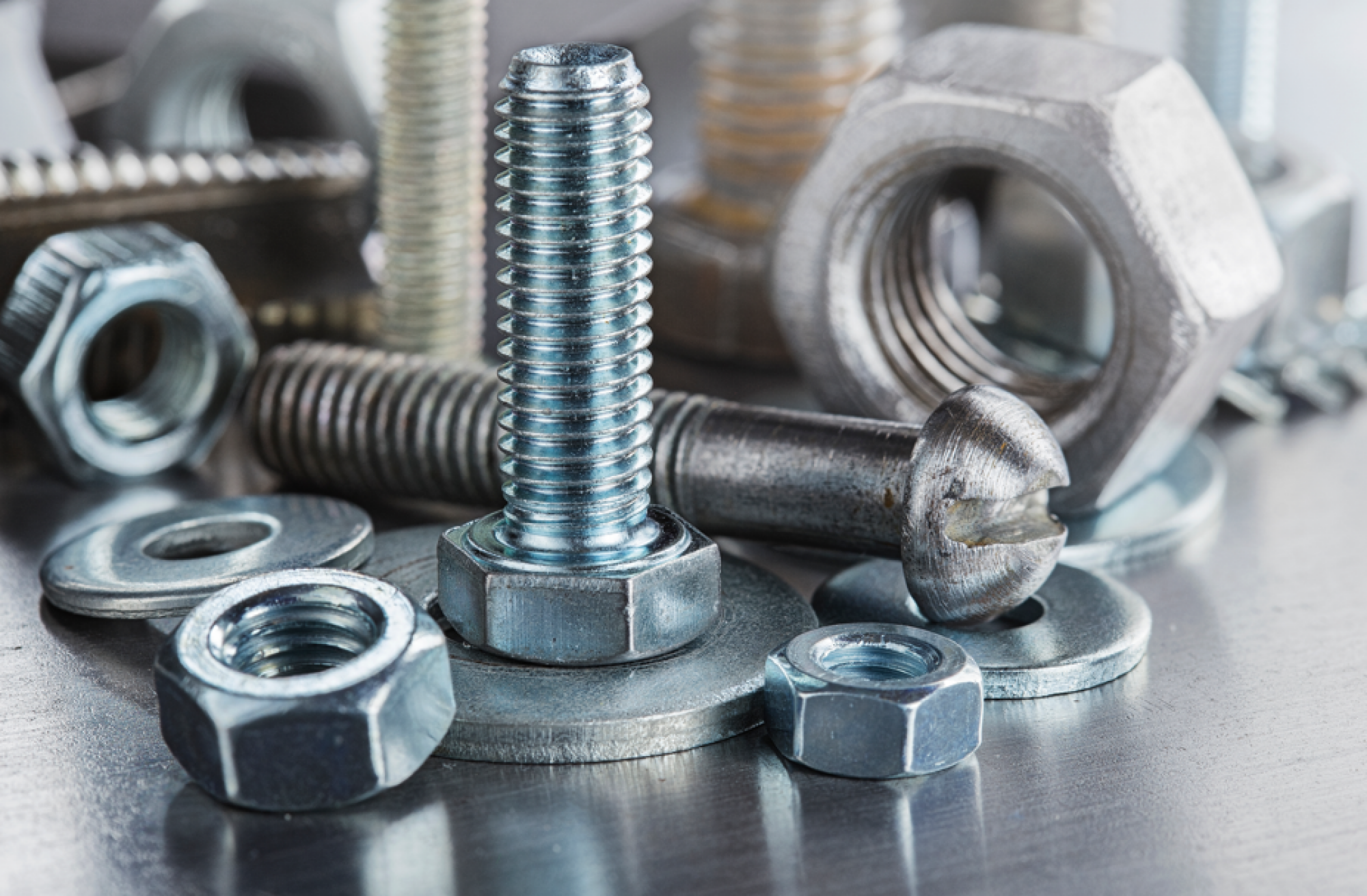 Vente de vis et boulons