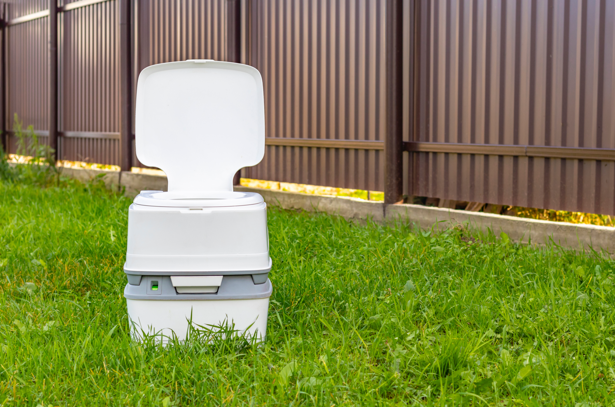 Fourniture  WC chimique