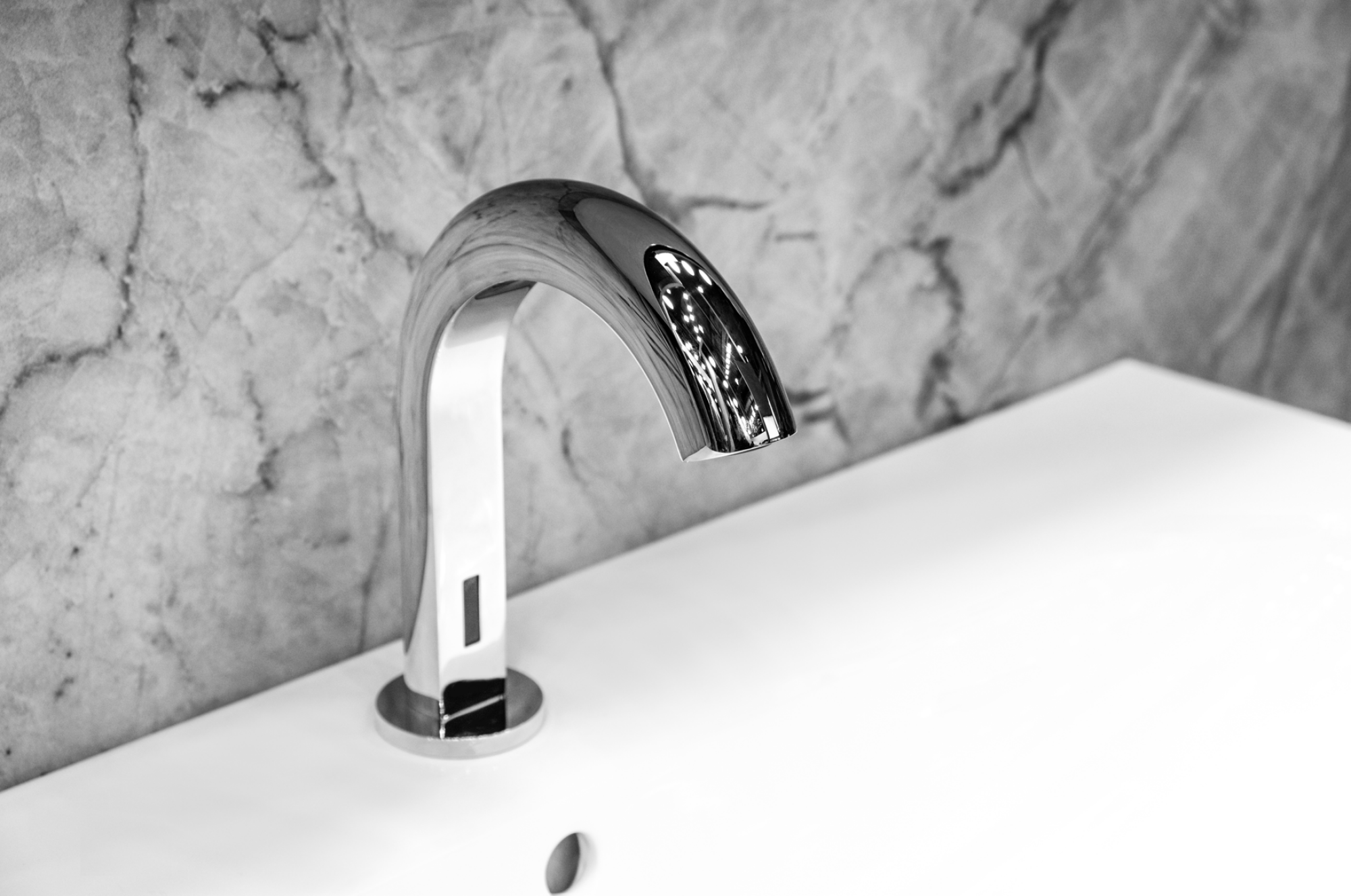 Installation de robinet infrarouge