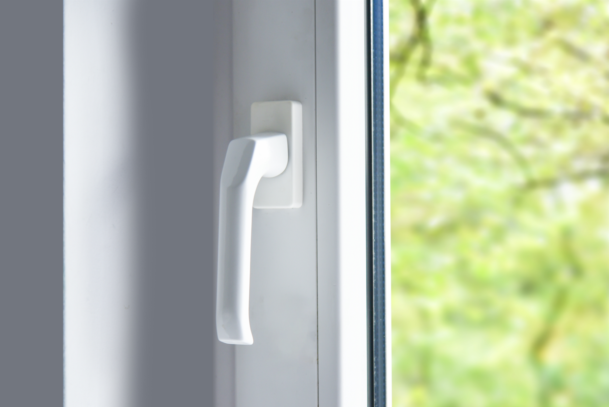 Installation de poignées de fenêtre