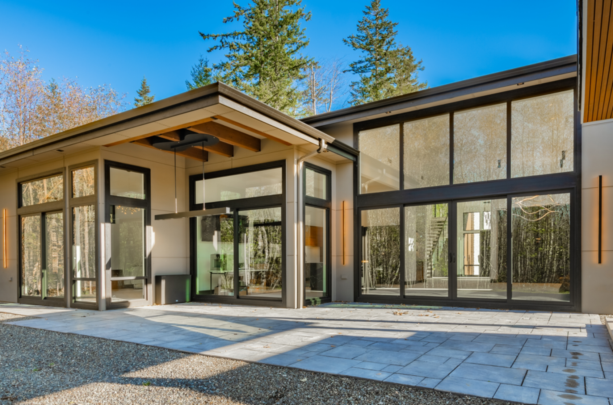 Pose de volets pour baies vitrées