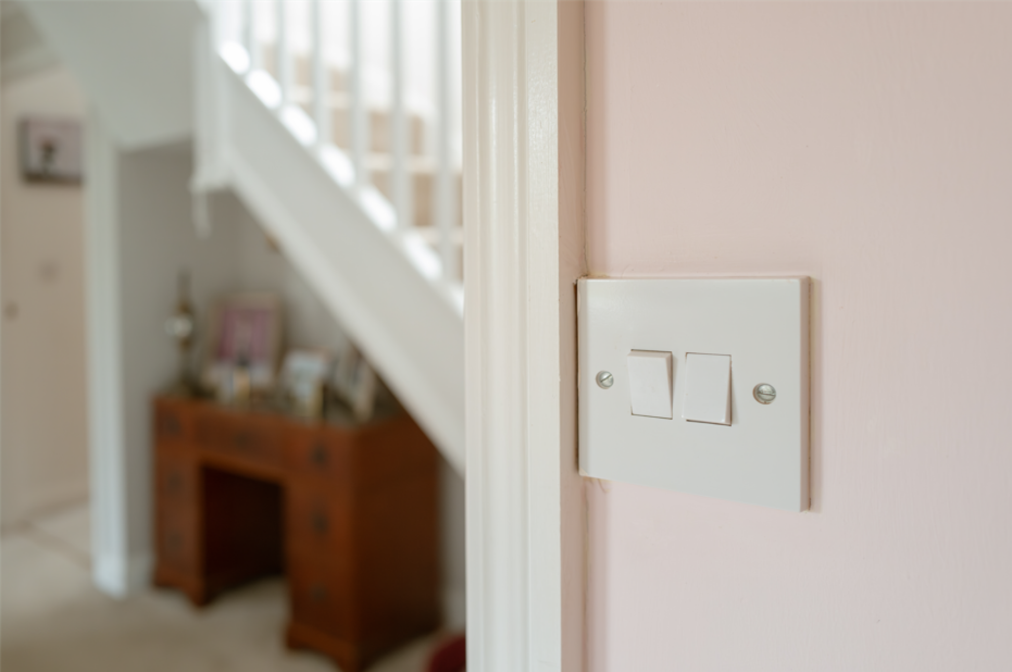 Fourniture de boutons poussoirs