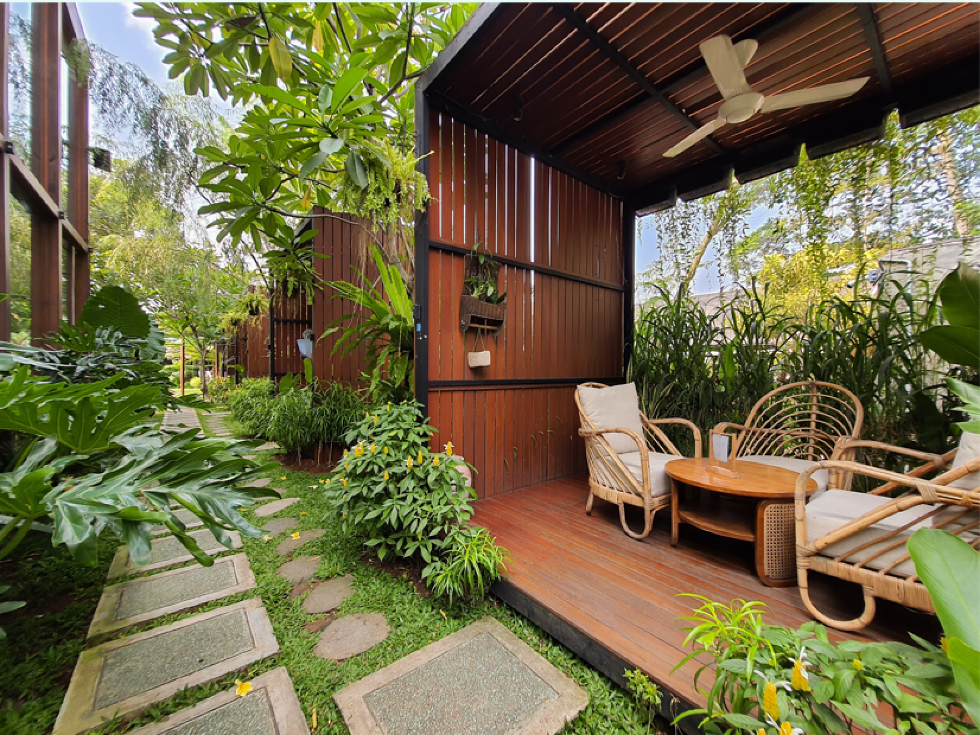 Aménagement et décoration de jardin champêtre