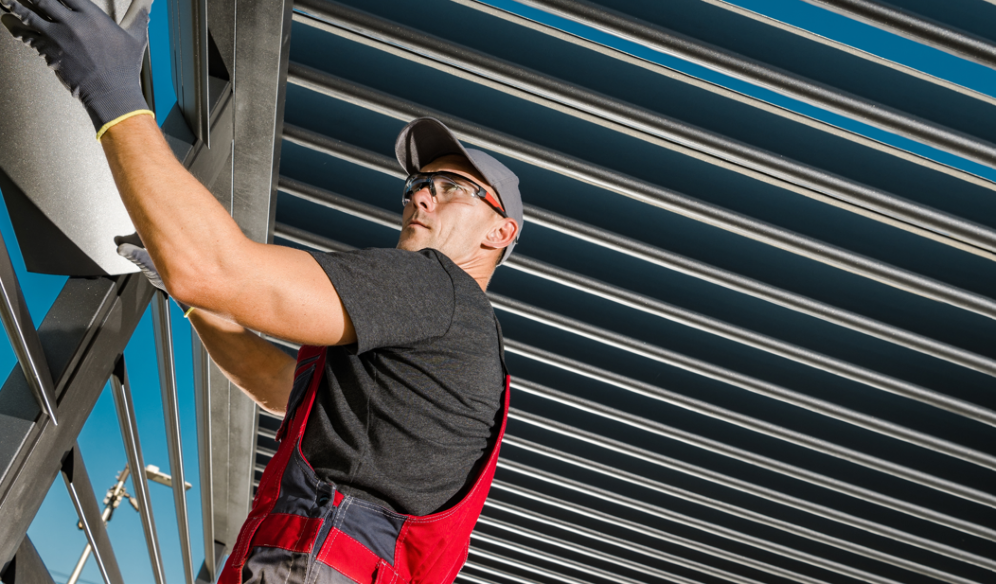 Installation de parois pour pergola