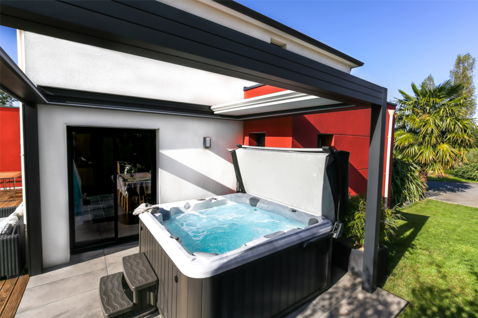 Installation de pergola rétractable