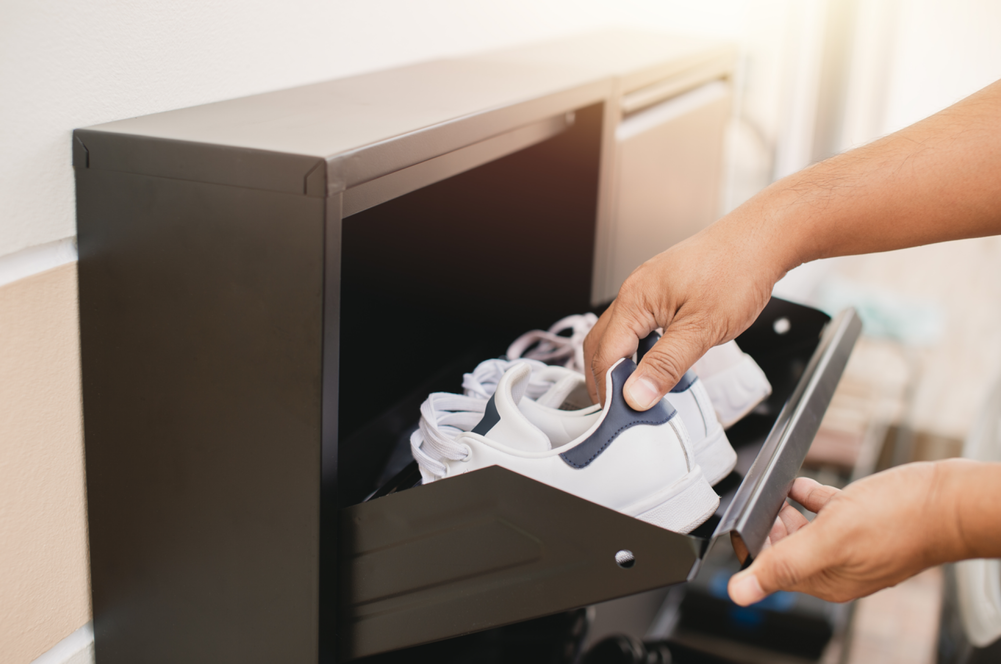 Range chaussures mural