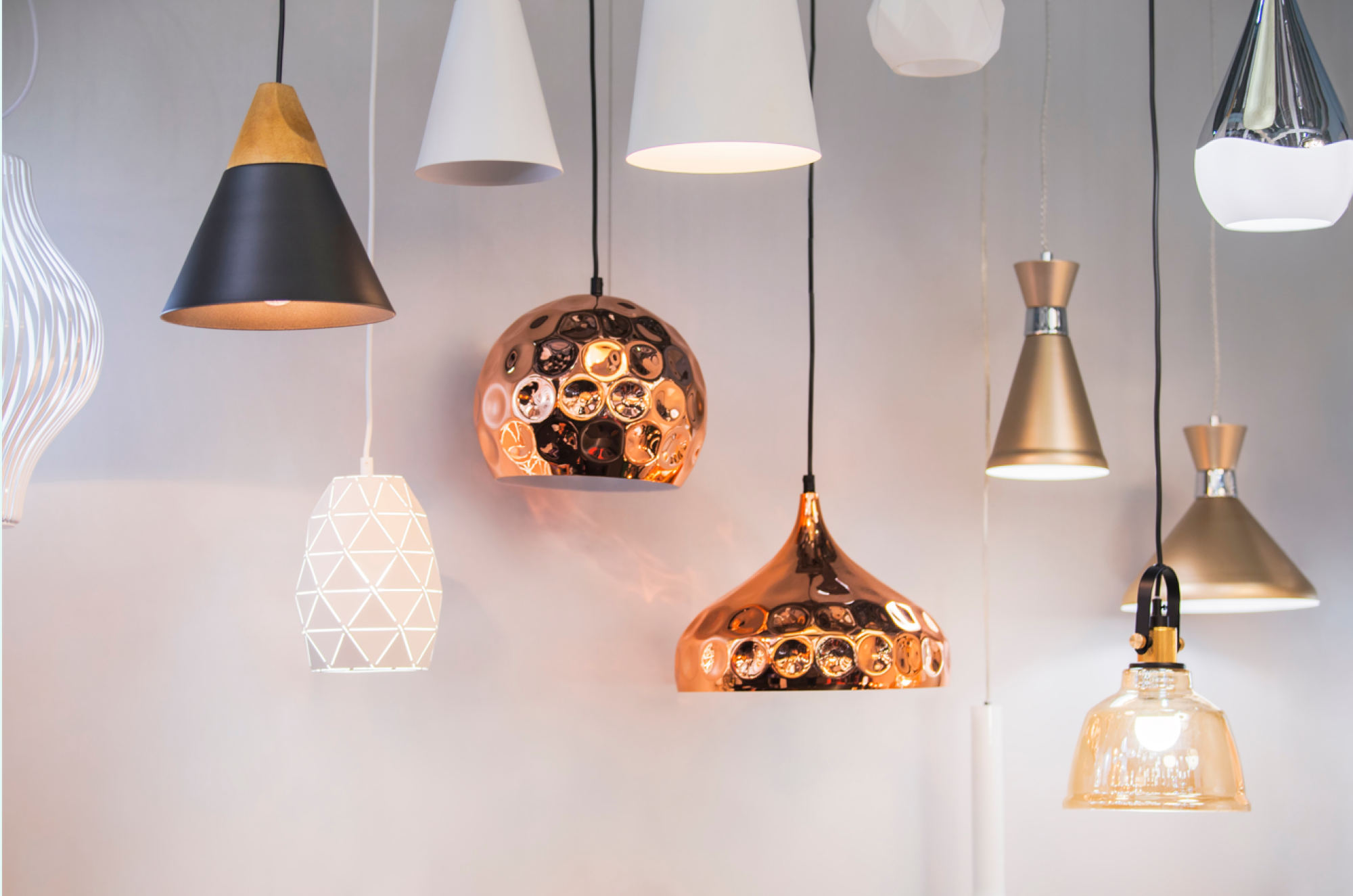 Suspension géométrique en métal laqué