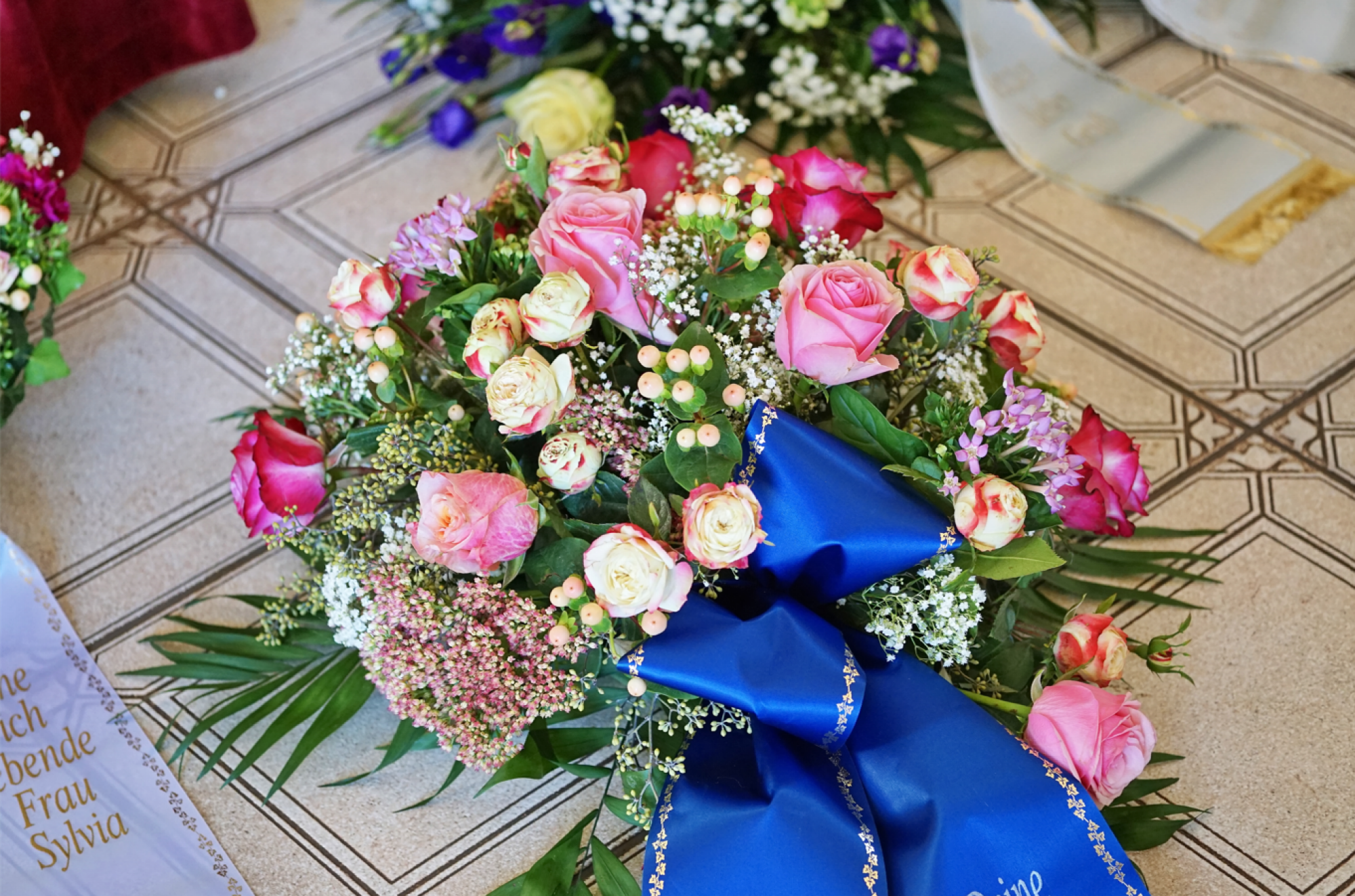 Fourniture de bouquet de deuil