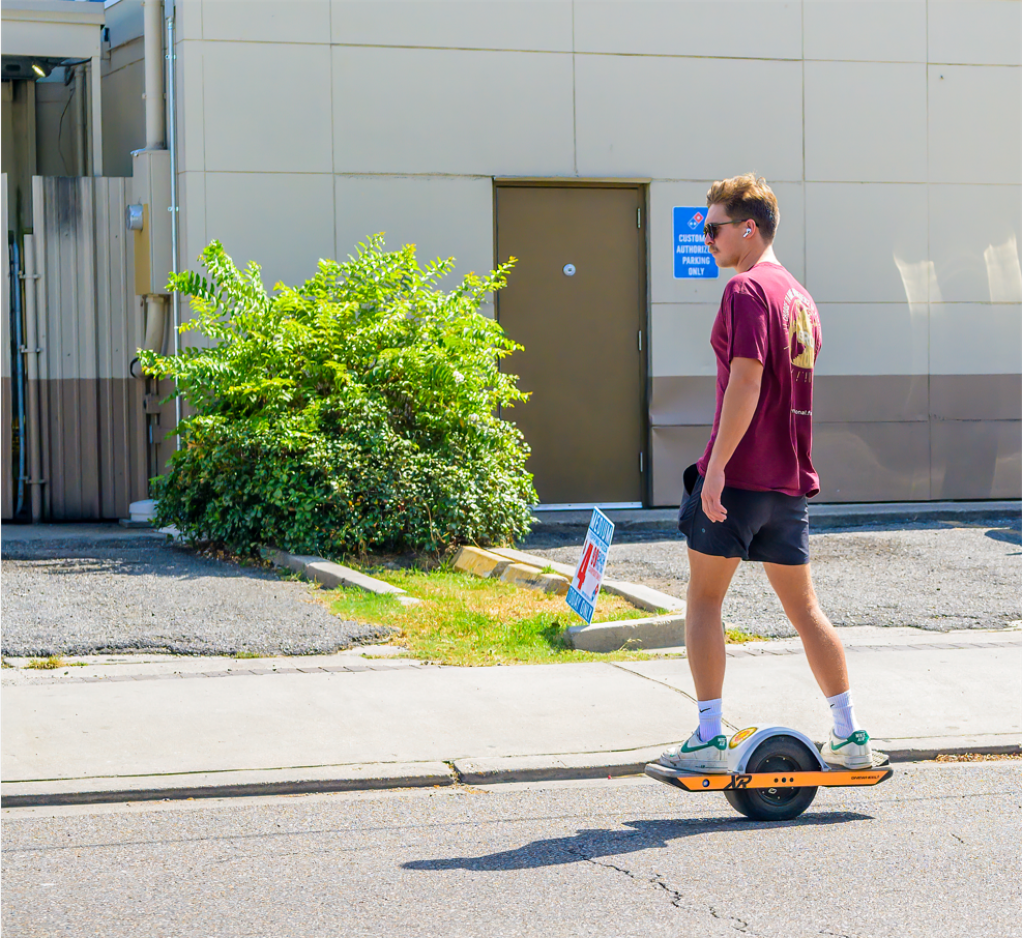 Skateboard électrique