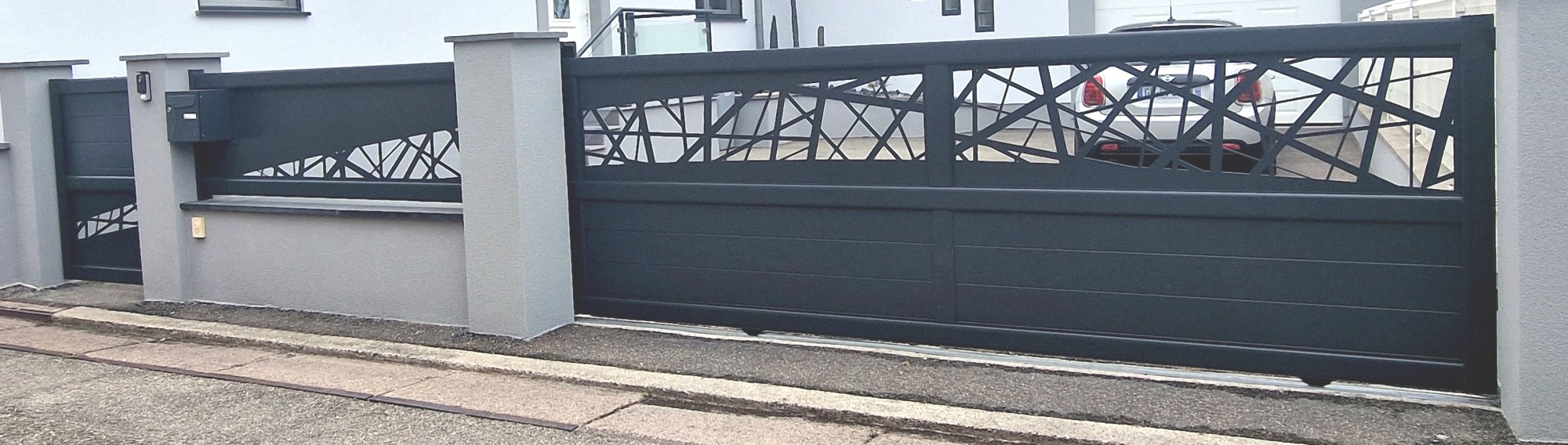 Portail coulissant modèle Bora-Bora