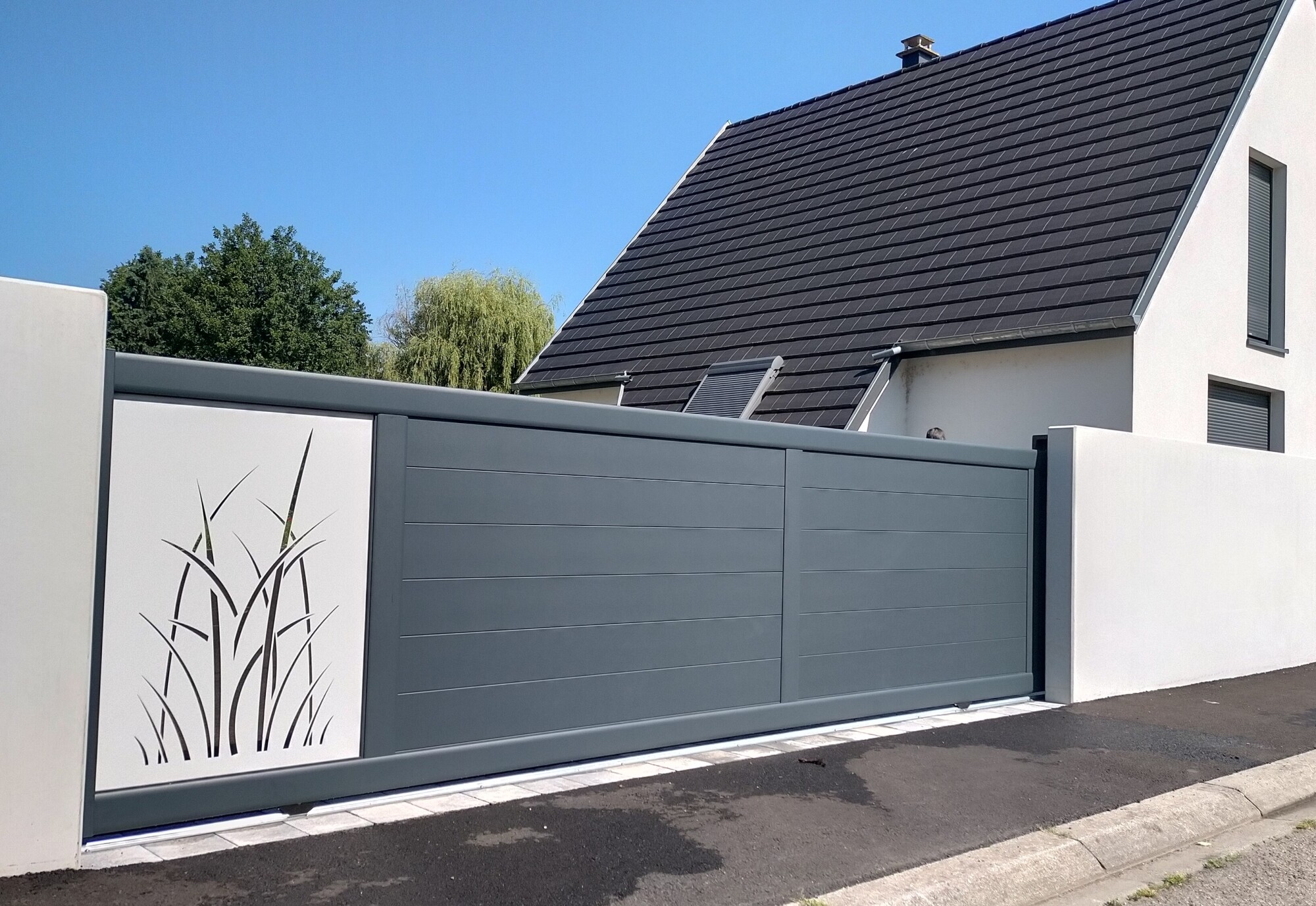 Portail coulissant modèle Bora-Bora